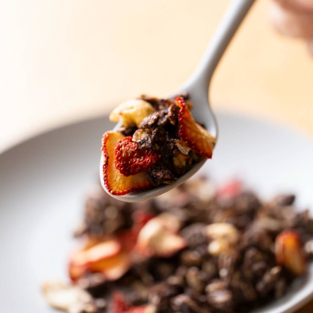 オアディスワンの苺×ショコラグラノーラ